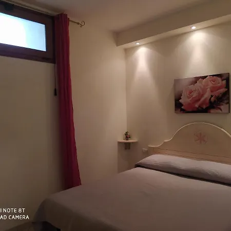 Casa Is Grifoneddus Vakantiehuis *