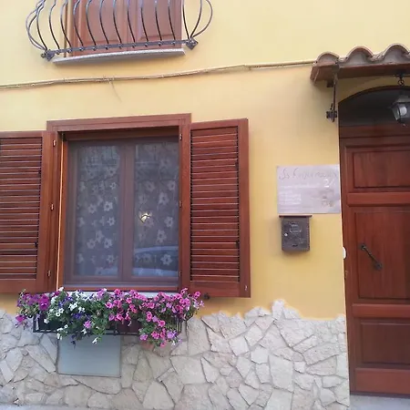 Casa Is Grifoneddus